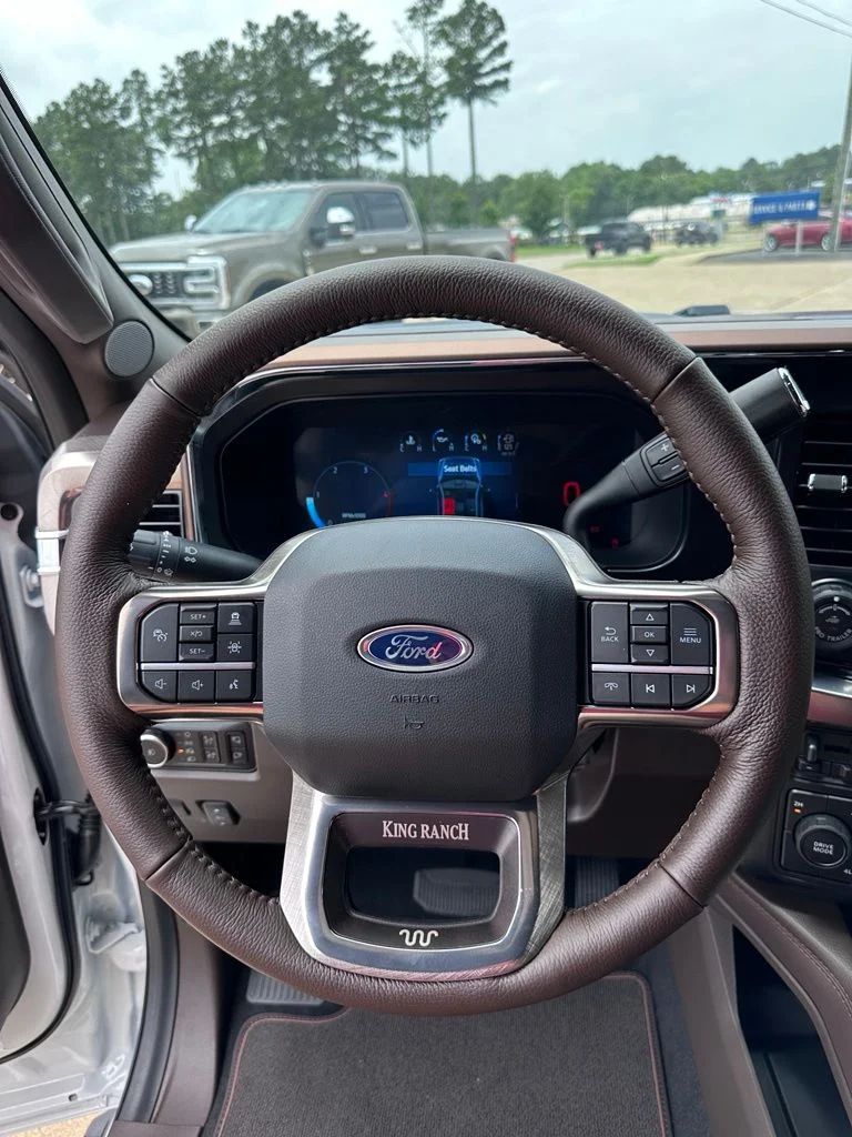 New 2026 Star White Metallic Tri-Coat Ford F-350® King Ranch® image 15