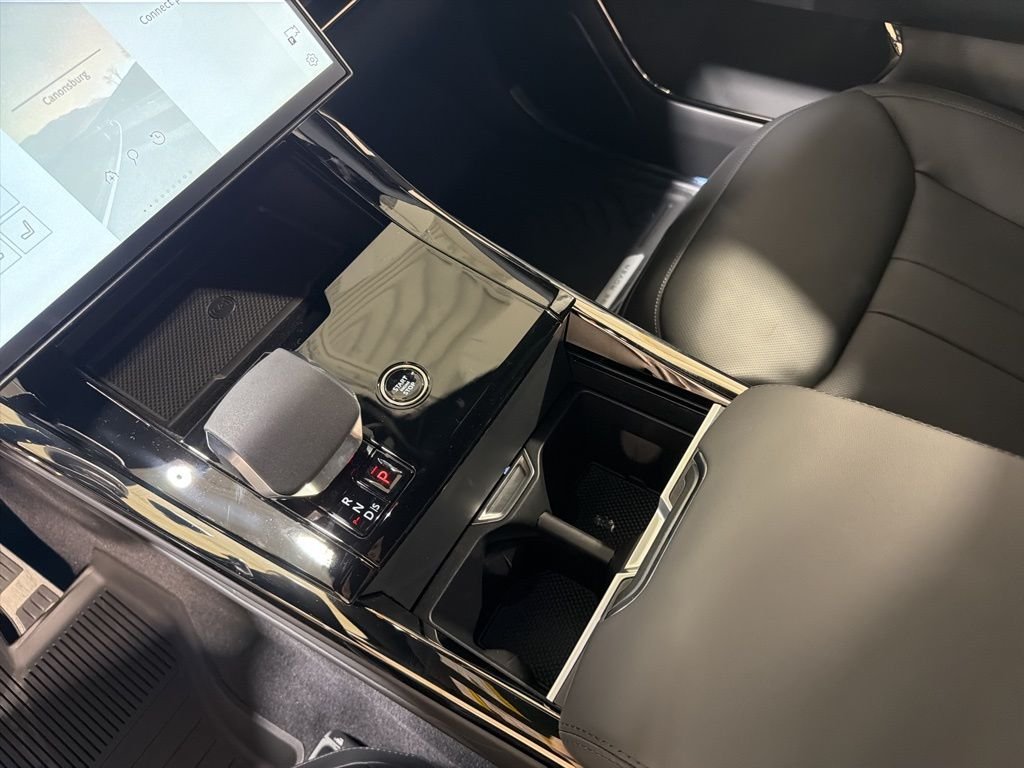New 2026 Charente Grey Land Rover Dynamic SE P530 V8 image 20