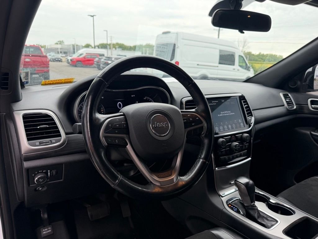 Used 2021 White Jeep Laredo X image 13