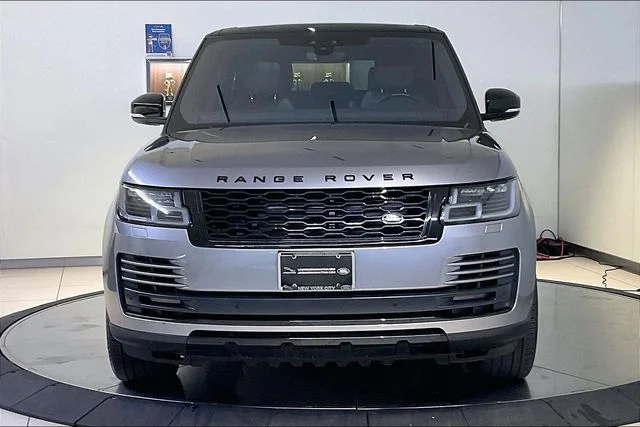 Used 2022 Gray Land Rover Westminster image 2
