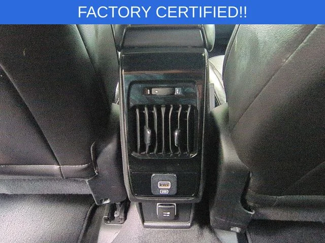 Used 2023 Silver Jeep Limited image 31