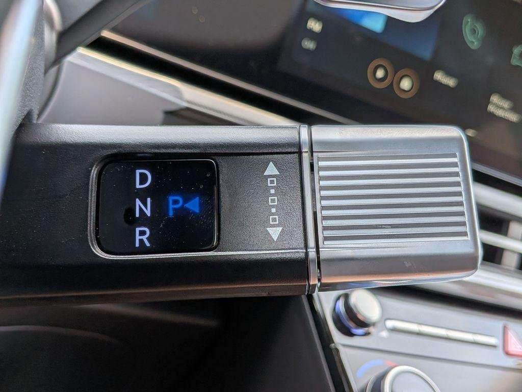 New 2026 Silver Hyundai SEL AWD image 15