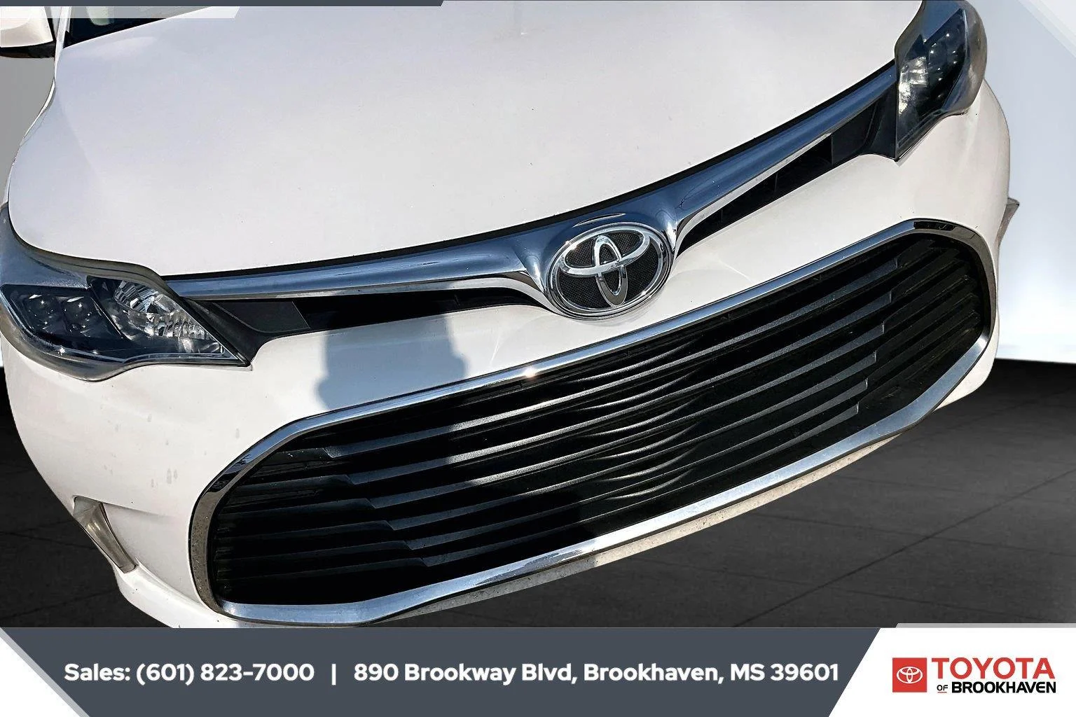 Used 2016 Blizzard Pearl Toyota XLE Plus image 21