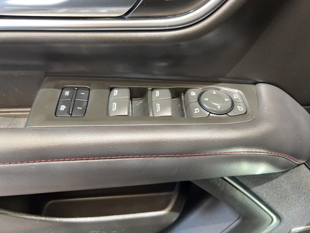 Used 2022 Gray Chevrolet RST image 27