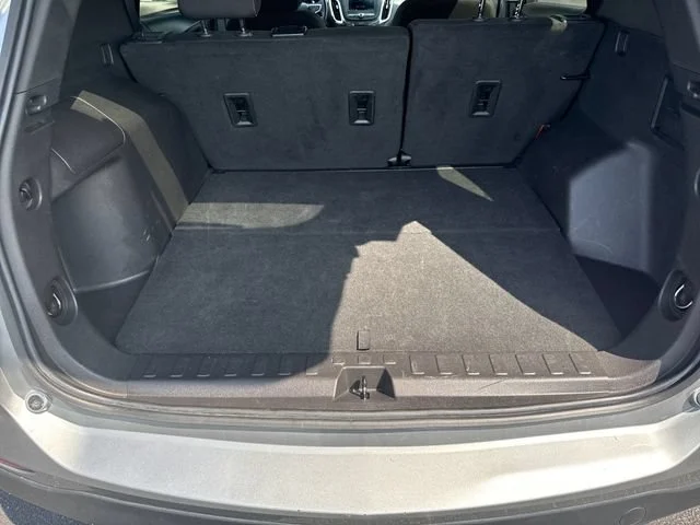 Used 2024 Sterling Gray Metallic Chevrolet LT image 21
