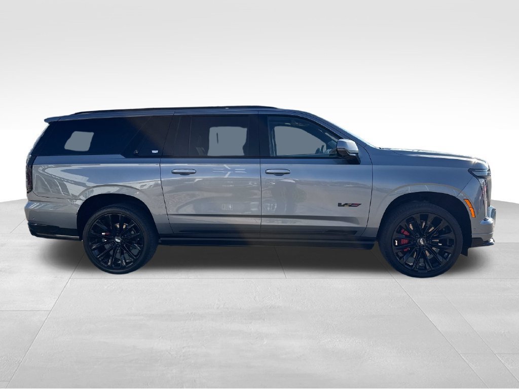 2026 Cadillac Escalade ESV V-Series - Photo 7