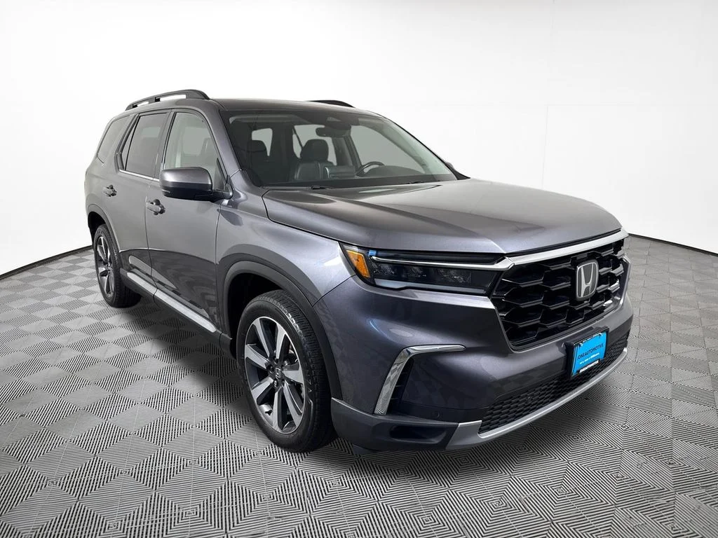Used 2023 Gray Honda Touring image 4