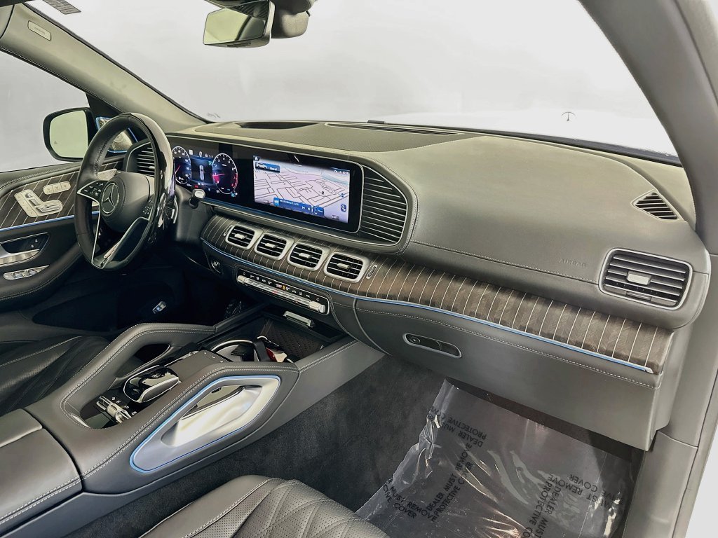 Certified Used 2026 White Mercedes-Benz Maybach GLS 600 image 31