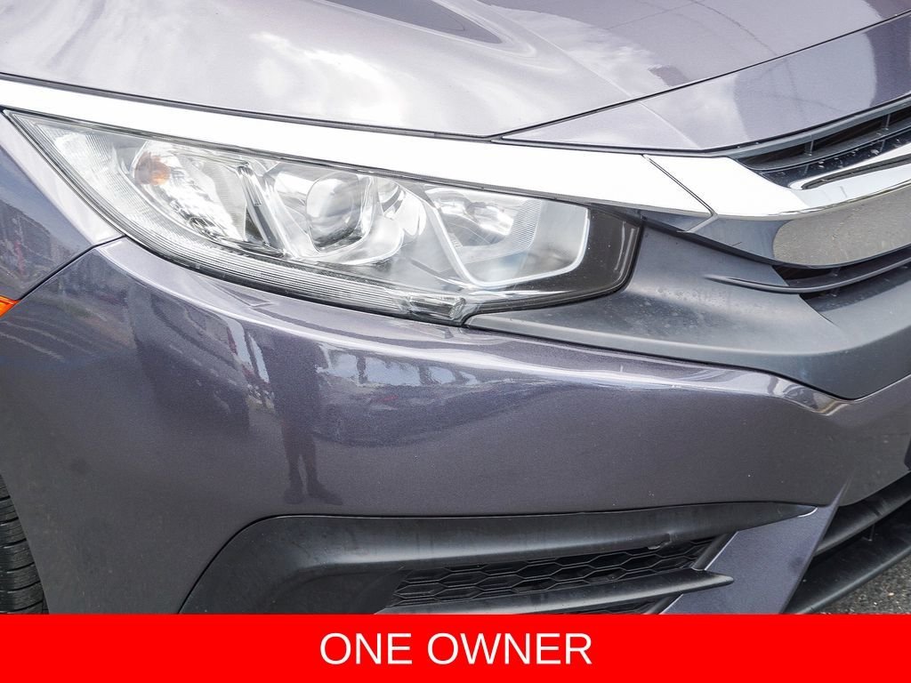 Used 2016  Honda EX image 10