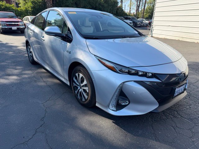 Used 2020 Classic Silver Metallic Toyota Limited 5D Hatchback image 2