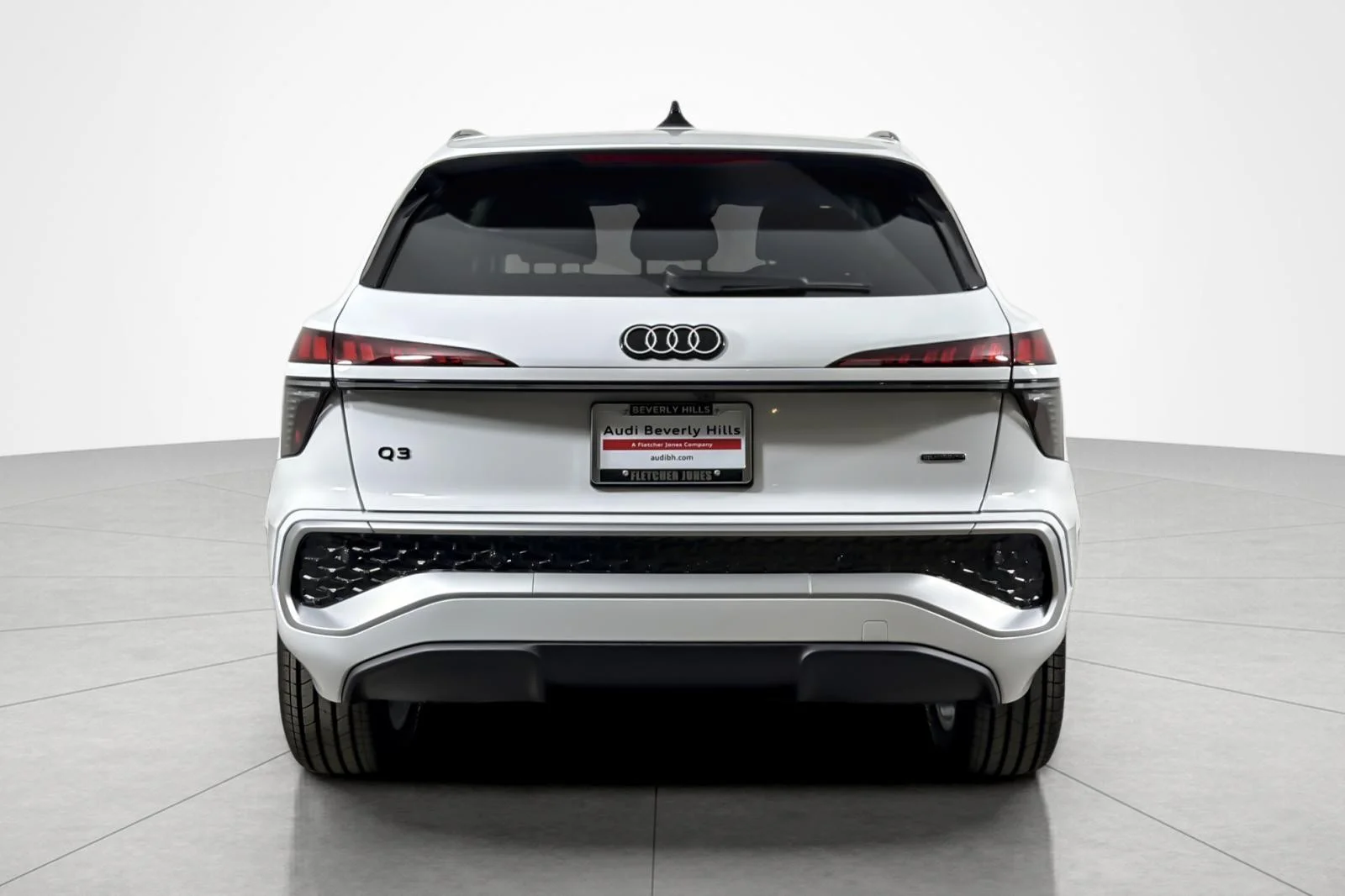 New 2026 Arkona White Audi S line quattro image 5