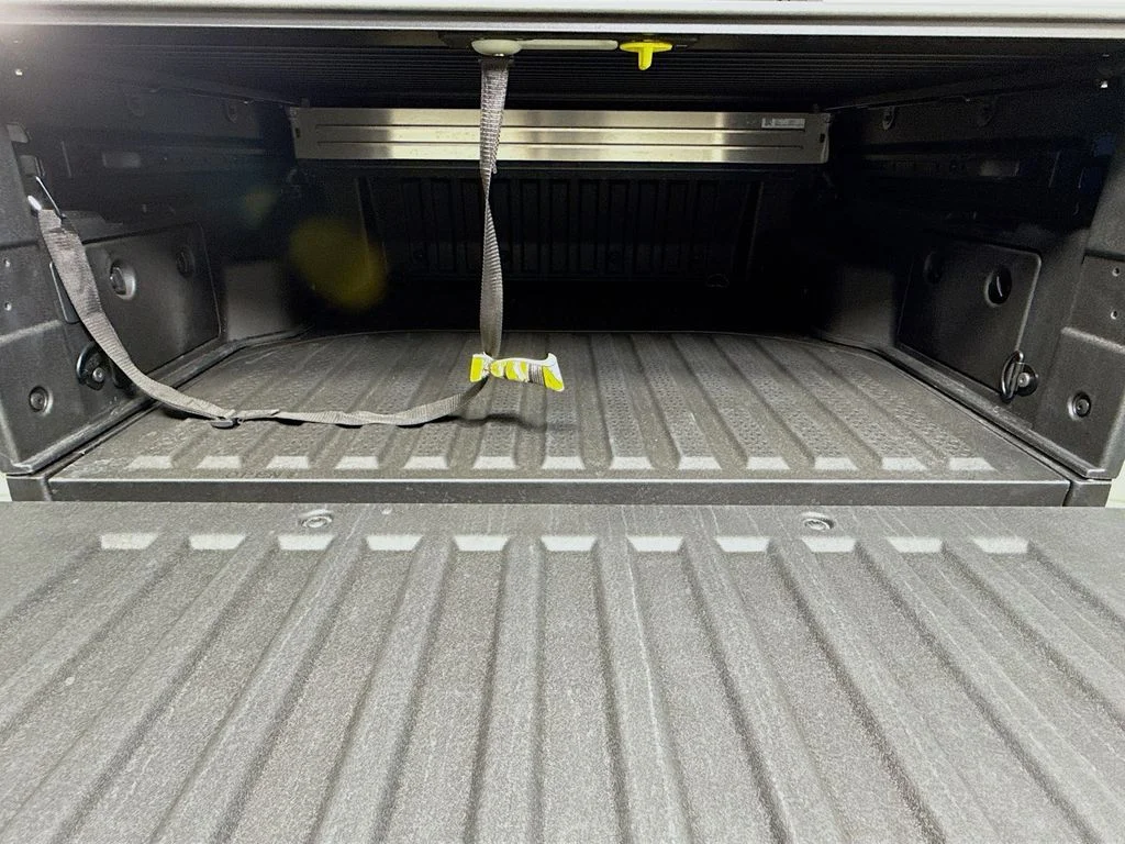 2025 Hyundai Santa Cruz Limited - Photo 28