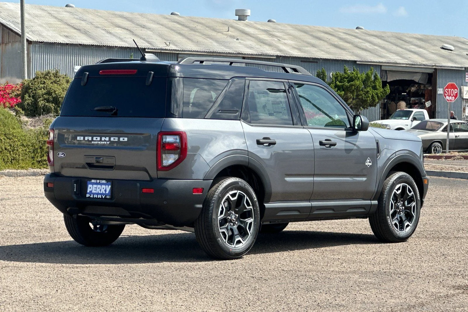 New 2026 Carbonized Gray Metallic Ford Outer Banks® image 3
