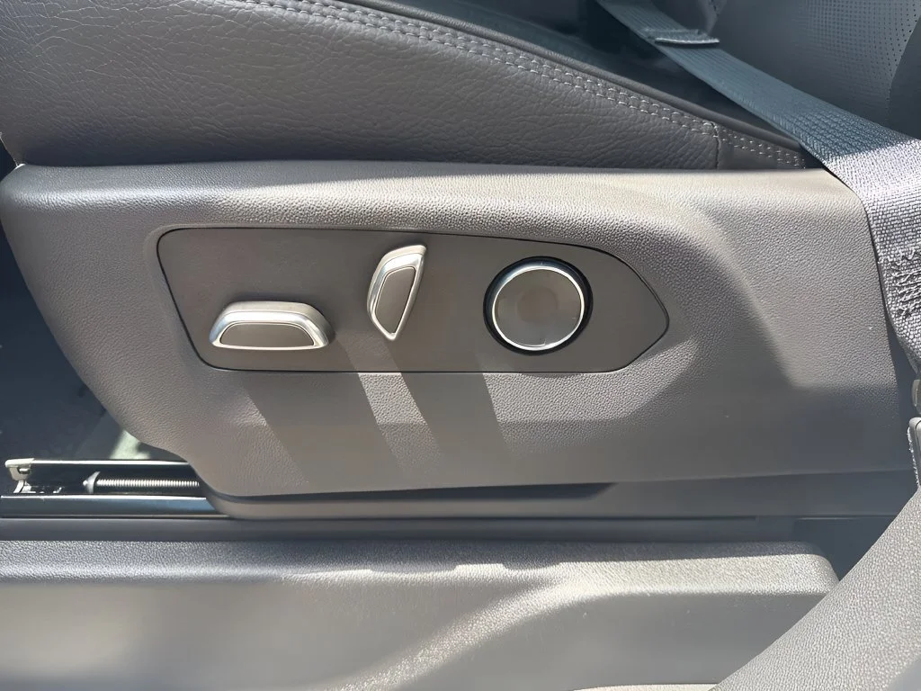 New 2026 Glacier White Tricoat GMC Denali image 10