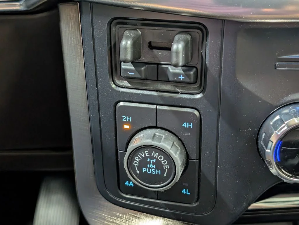 New 2026 Carbonized Gray Metallic Ford King Ranch® image 10