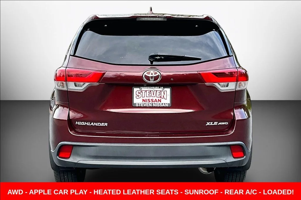 Used 2019 Red Toyota XLE image 5