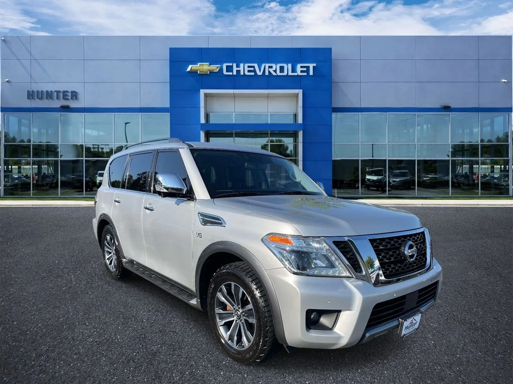 Used 2020 Silver Nissan SL 4WD image 1