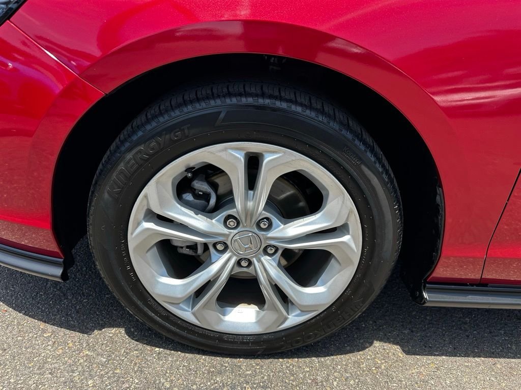 Used 2023 Red Honda LX image 9