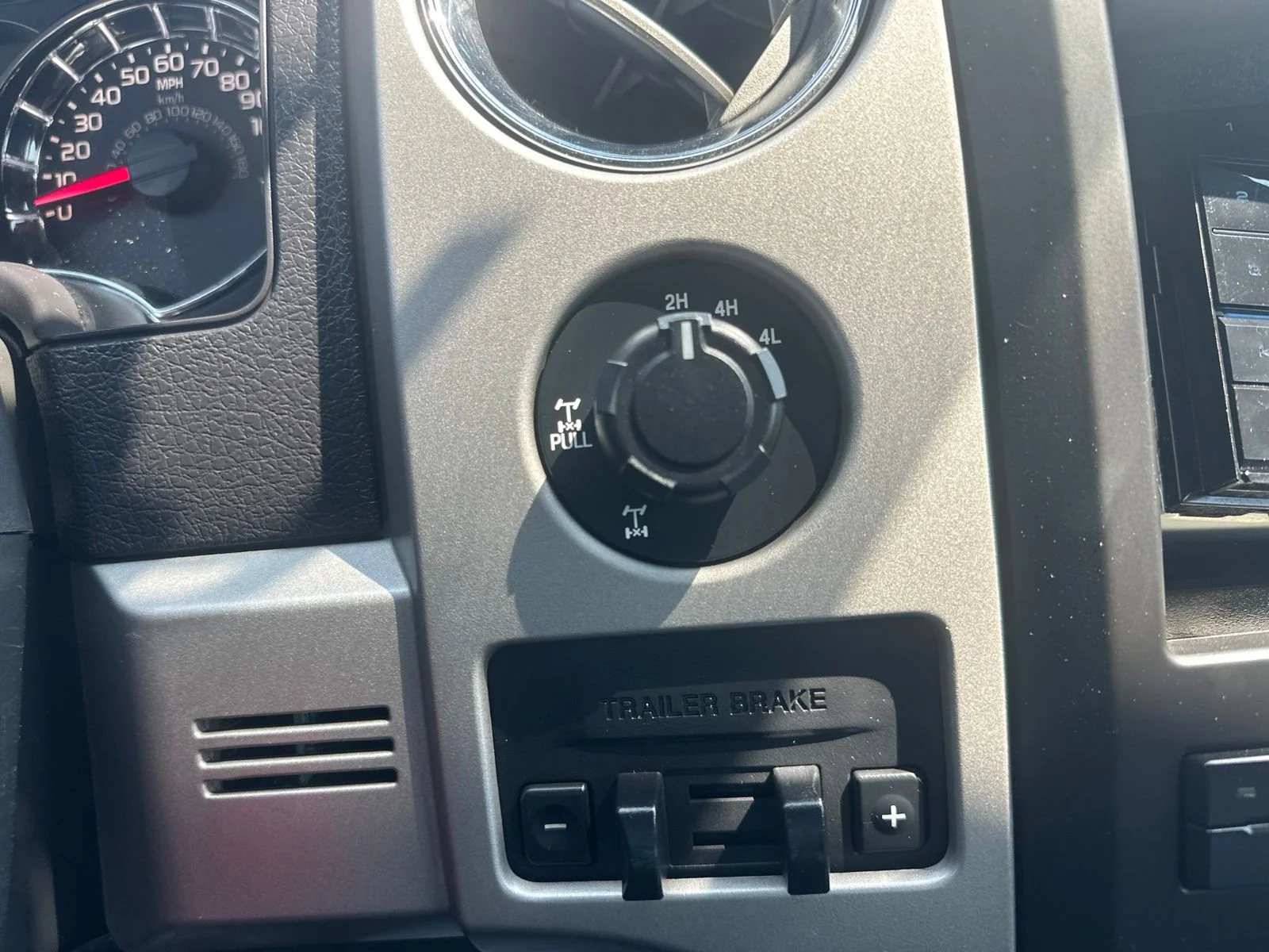 Used 2012 Blue Ford XL image 49