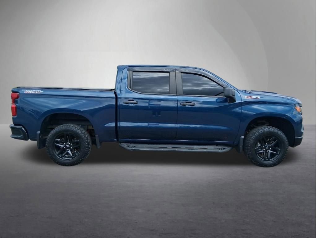 Used 2023 Chevrolet Silverado 1500 Custom with VIN 3GCUDCED8PG128687 for sale in Red Wing, Minnesota