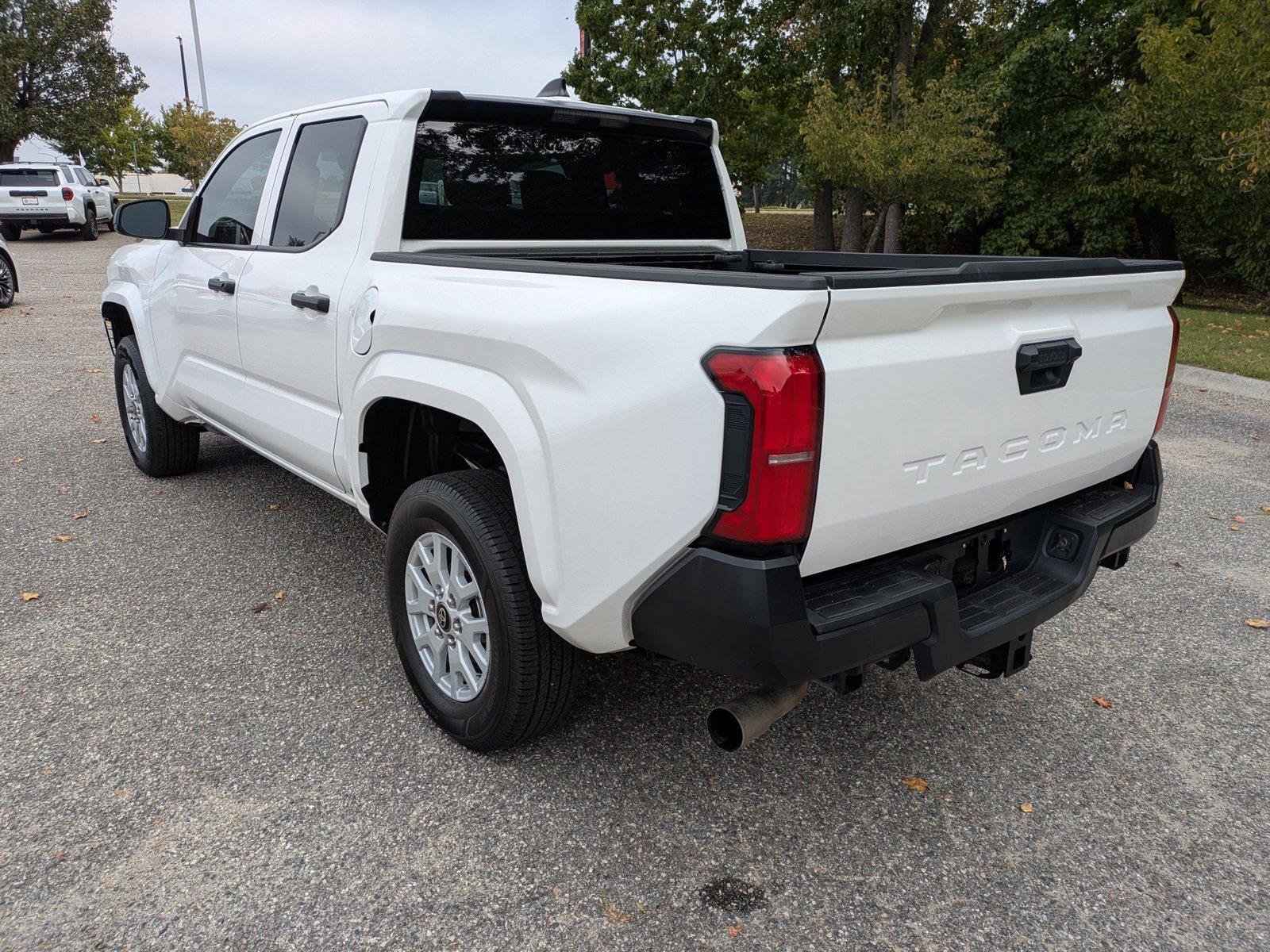 Used 2026 Ice Cap Toyota SR image 5