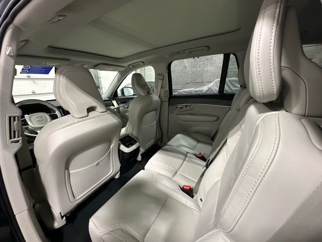 New 2026 Blue Volvo B6 Ultra image 14