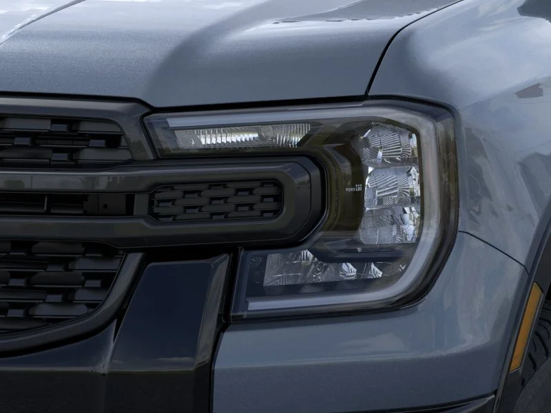 New 2025 Azure Gray Metallic Tri-coat Ford XLT image 18