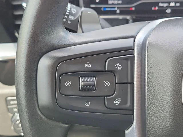 Used 2023 Silver GMC SLT image 25