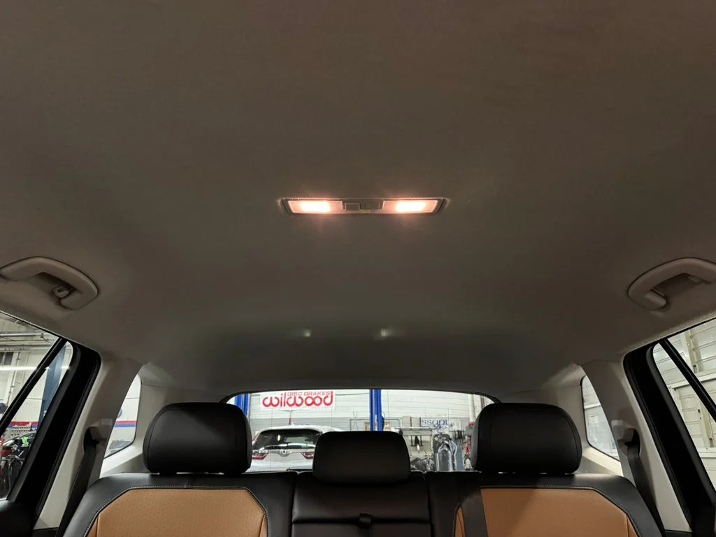 Used 2019 Black Volkswagen 2.0T SE image 29