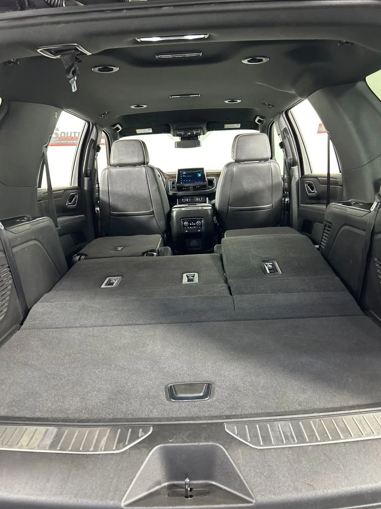 Used 2024 Black Chevrolet Premier image 23