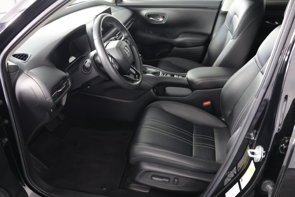 Used 2024 Crystal Black Pearl Honda EX-L image 20