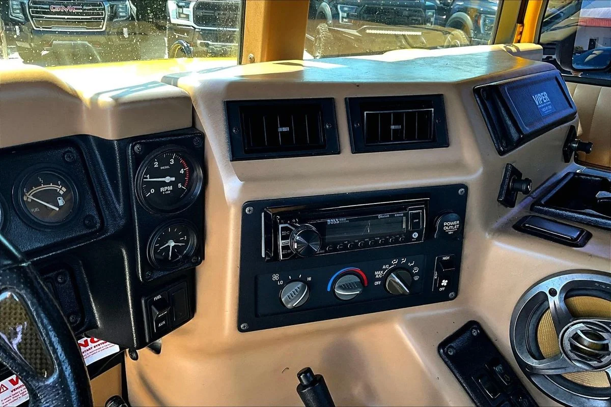 Used 1998  AM General Open Top image 14