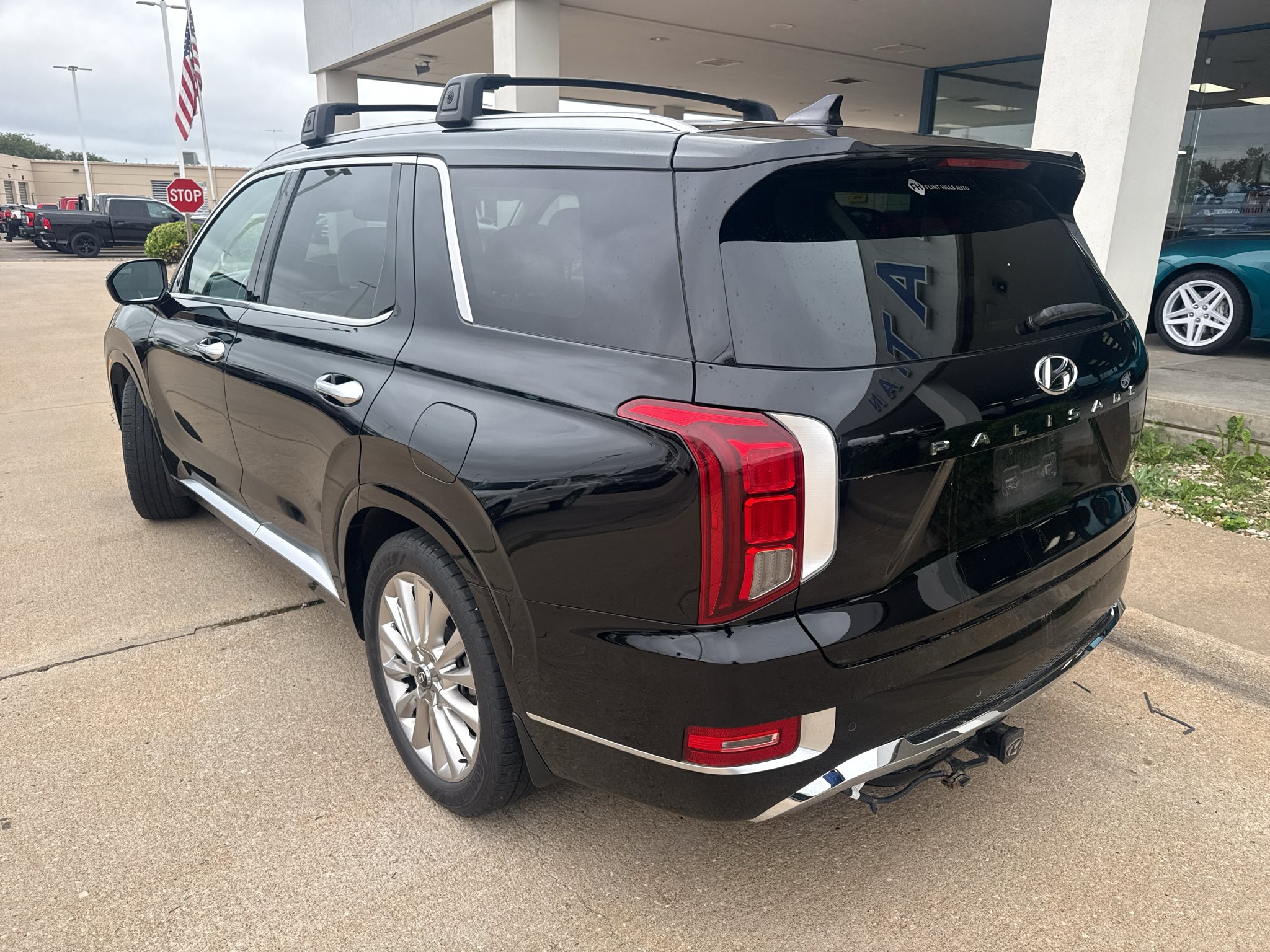 Used 2020 Becketts Black Hyundai Limited image 8
