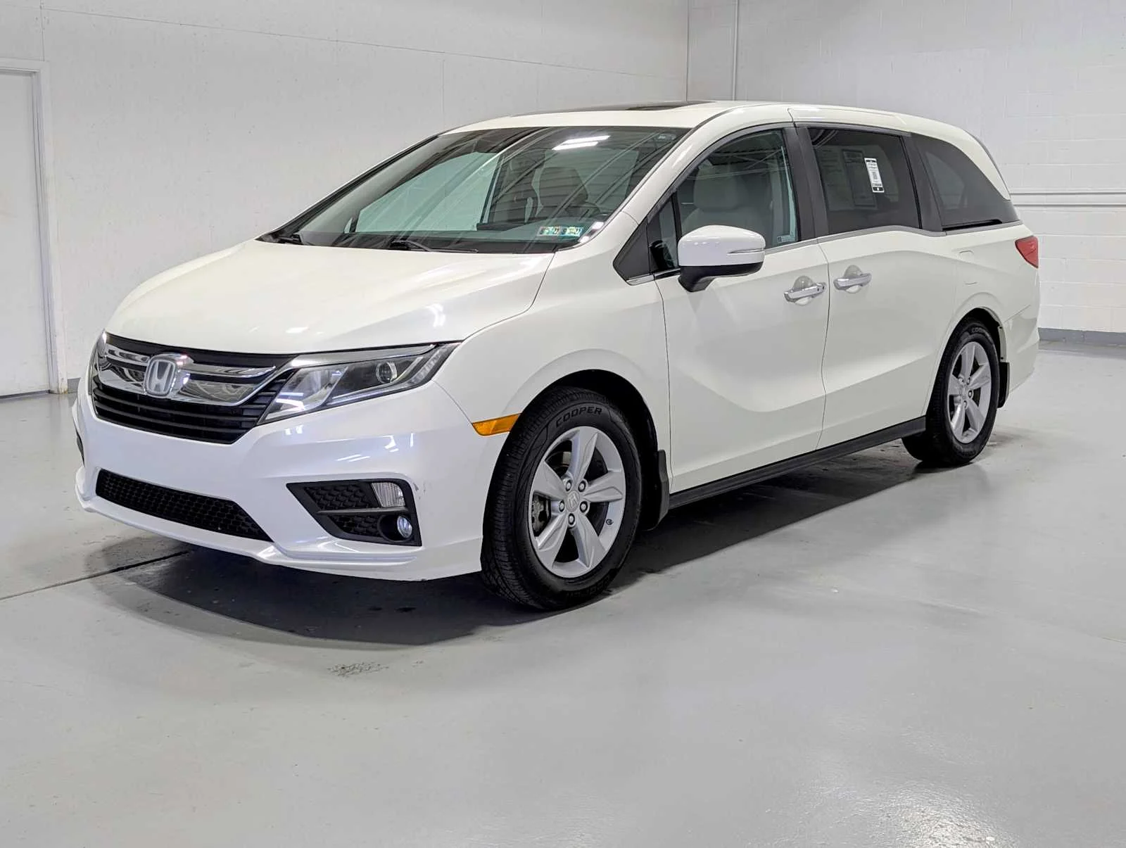 2019 Honda Odyssey EX-L's photo