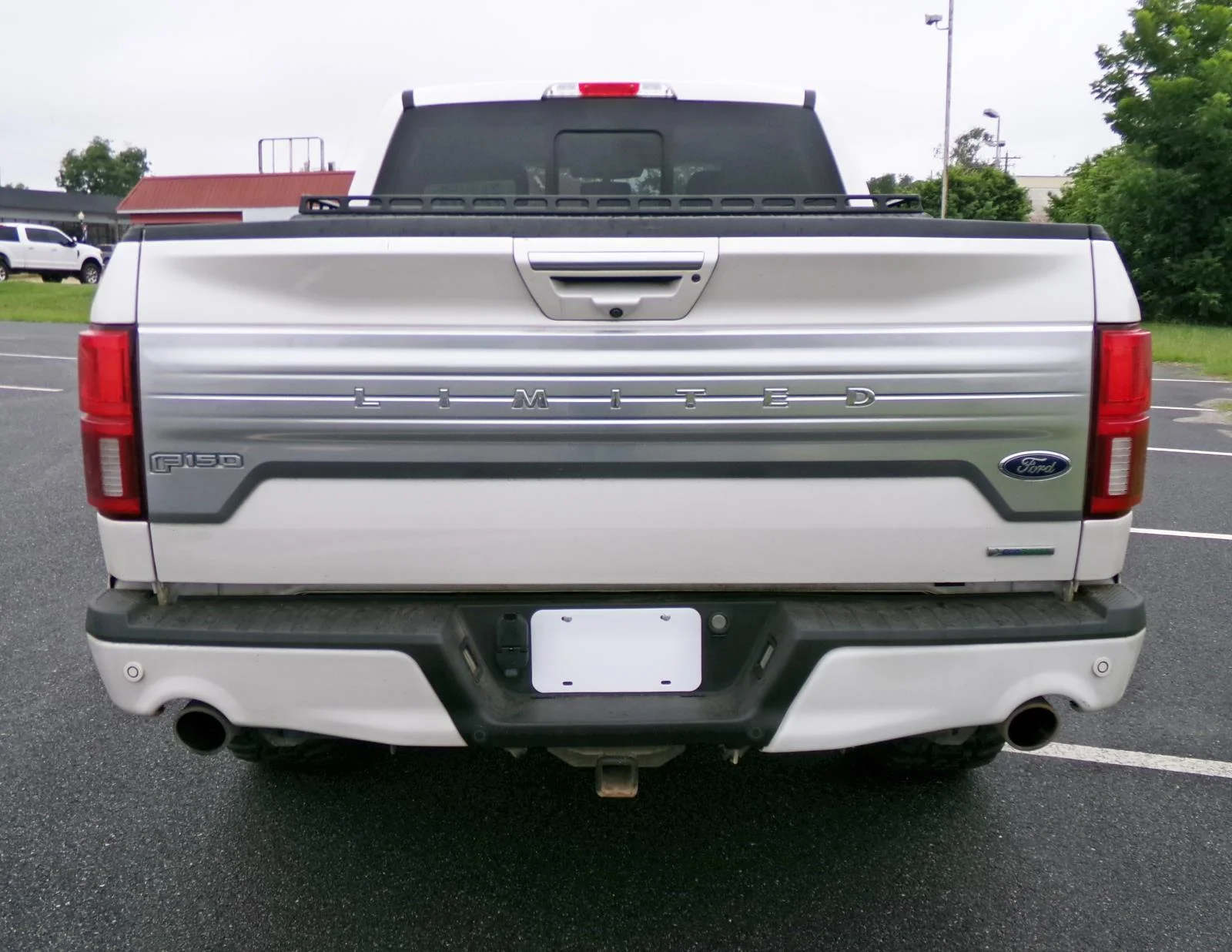 Used 2019 White Platinum Metallic Tri-Coat FORD  image 5