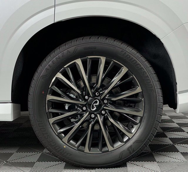 New 2027 White INFINITI Autograph 4WD image 8