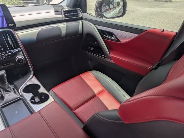 Used 2024 Silver Lexus 600 F SPORT image 17