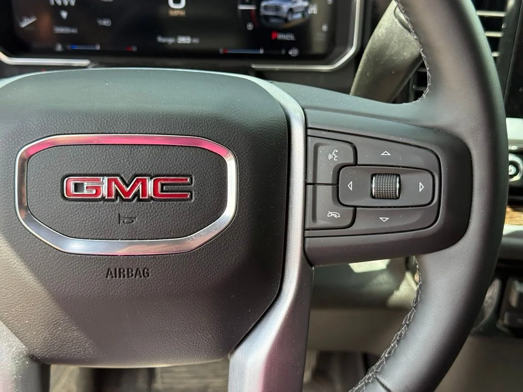 Used 2026 Black GMC Elevation image 17