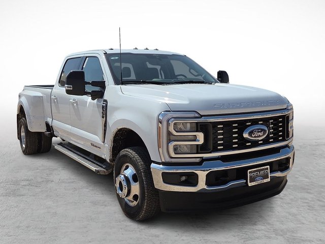 New 2026 Ford F-350SD F-350® Lariat® 4X4 Crew Cab