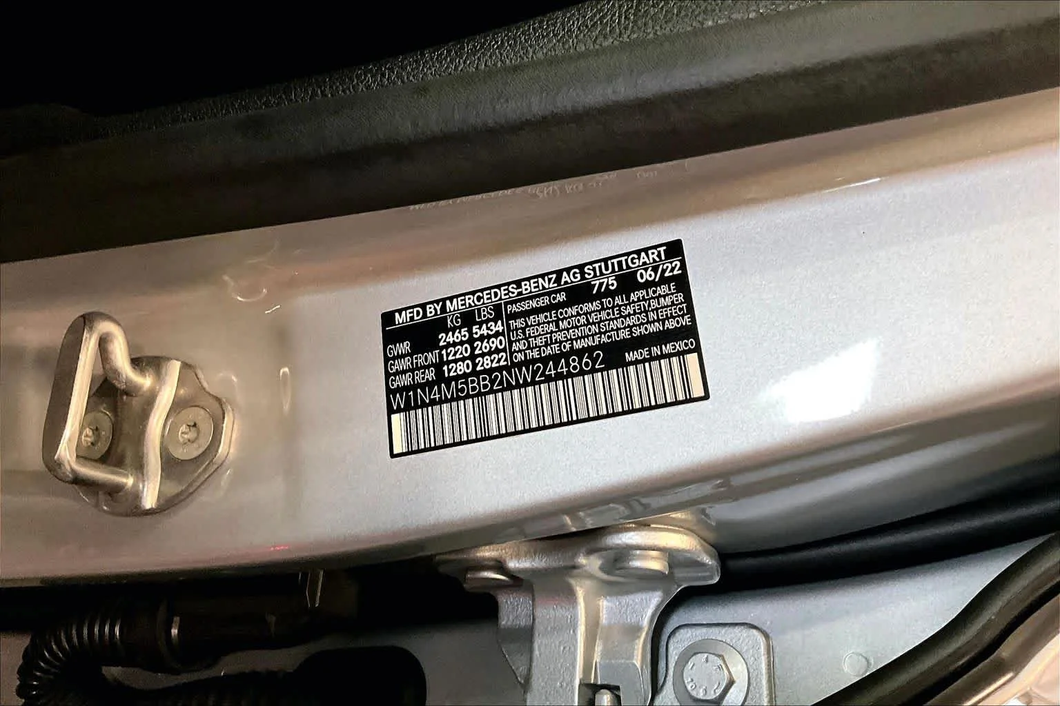 Certified Used 2022 Iridium Silver Metallic Mercedes-Benz AMG® GLB 35 image 30