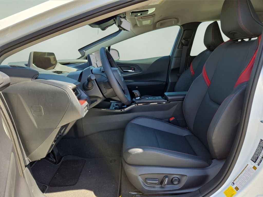 2026 Toyota Prius Plug-in Hybrid XSE Premium - Photo 13