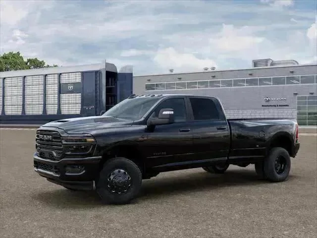 New 2026 Diamond Black Crystal Pearl-Coat Exterior Paint RAM Laramie image 1