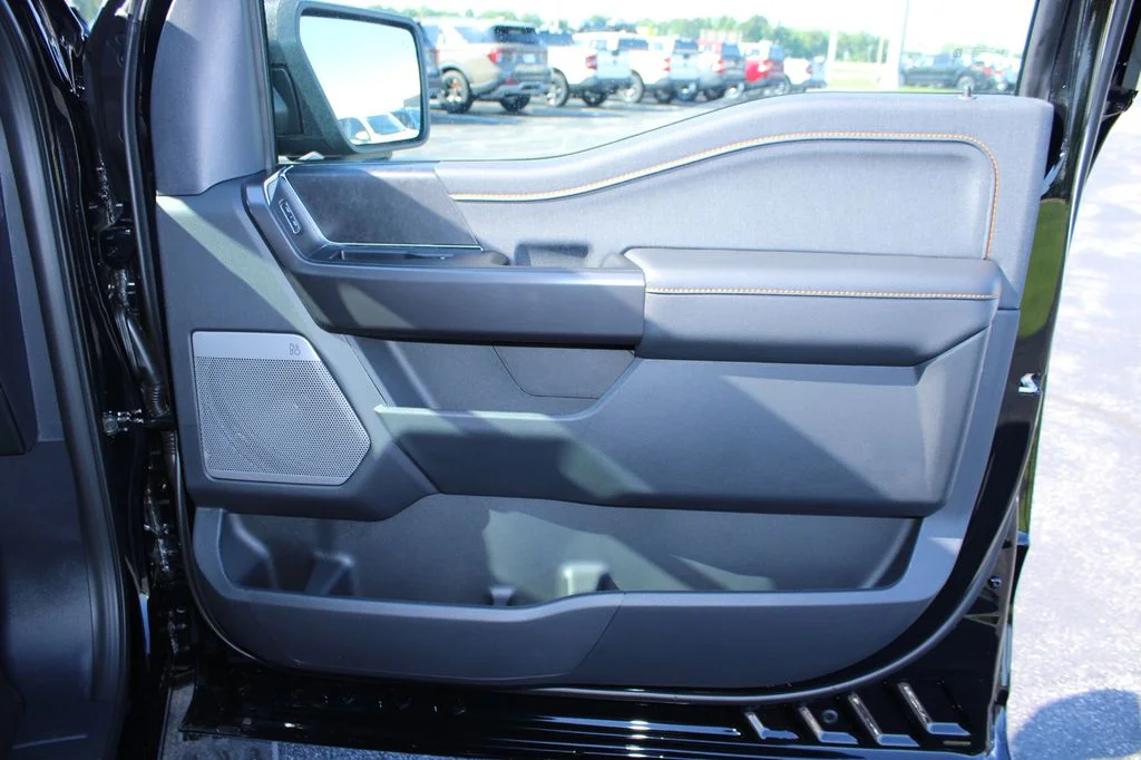 New 2026 Agate Black Metallic Ford Tremor® image 39