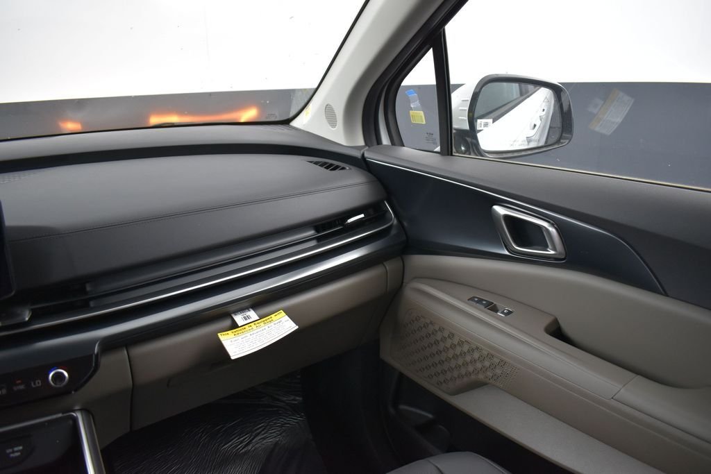 New 2026 Snow White Pearl Kia LXS image 13
