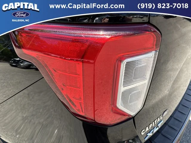Used 2023 Black Ford XLT image 15