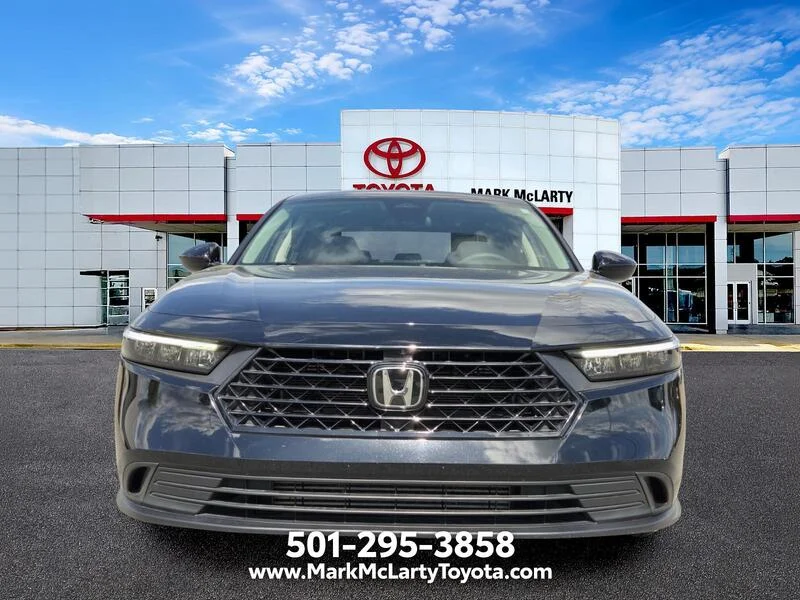 Used 2025 Crystal Black Pearl Honda LX CVT image 8