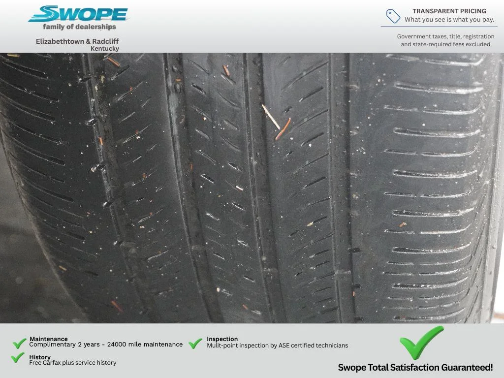 Used 2024 Scarlet Ember Nissan SL image 31