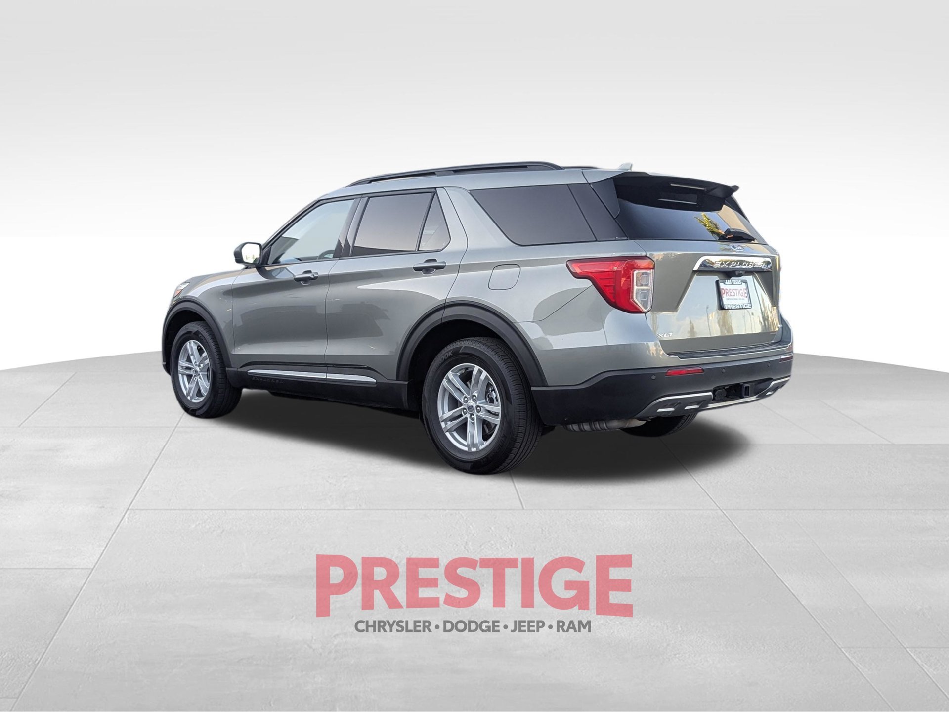 Used 2020 Green Ford XLT image 10