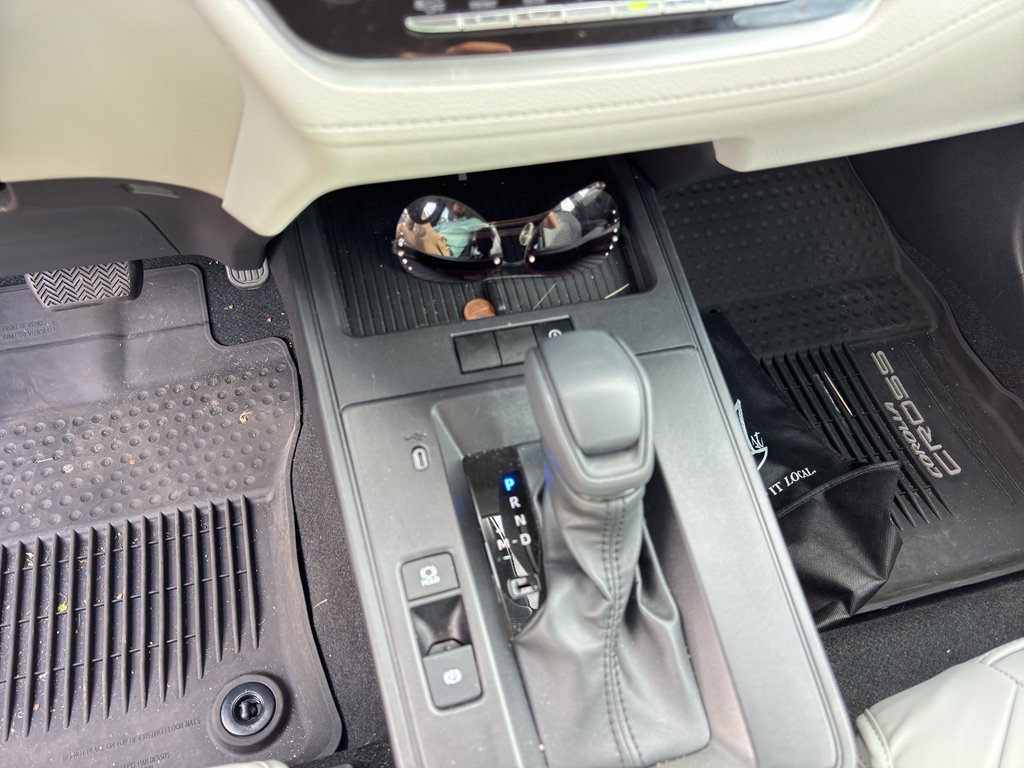 Used 2026 Jet Black Toyota L image 4
