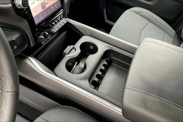 2025 RAM 2500 Big Horn - Photo 8